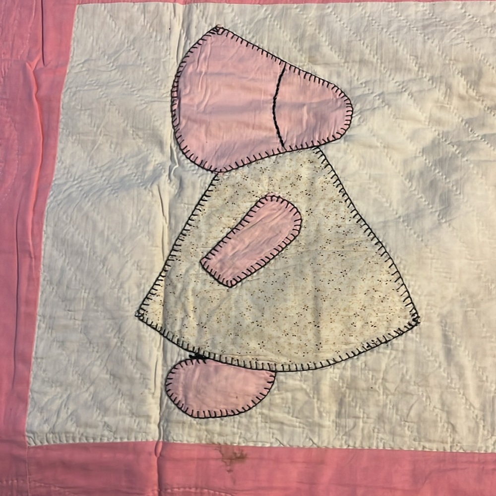 Antique handmade pink quilt (7) - Picture 8 of 10